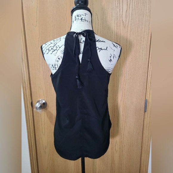 Athleta Geometric Eyelet Lace Tassel Tank Top - Picture 2 of 3